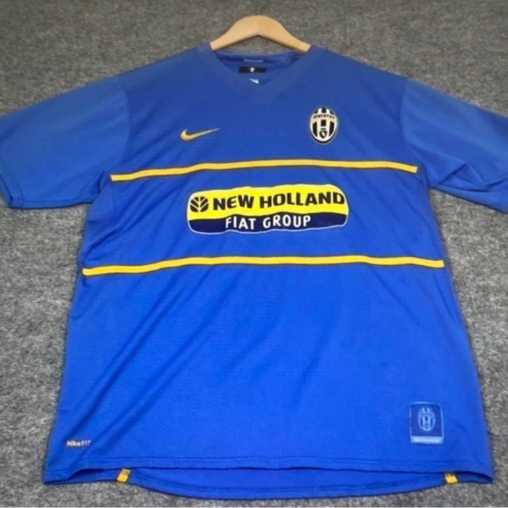 Nike Blue & Yellow Juventus Men’s Soccer Jersey